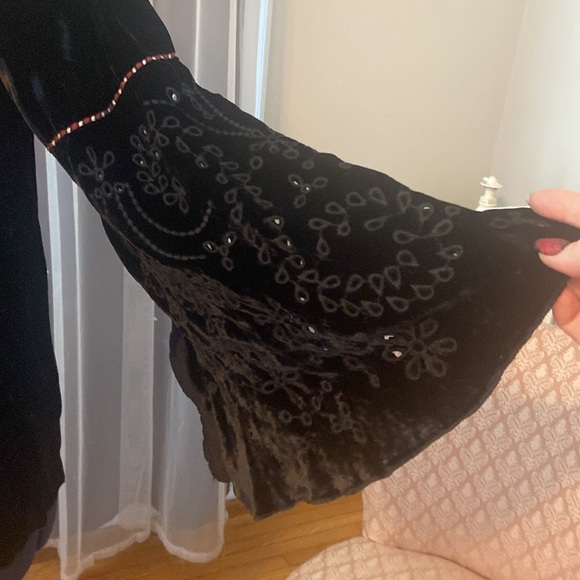 Johnny Was Velvet Top - Picture 3 of 7